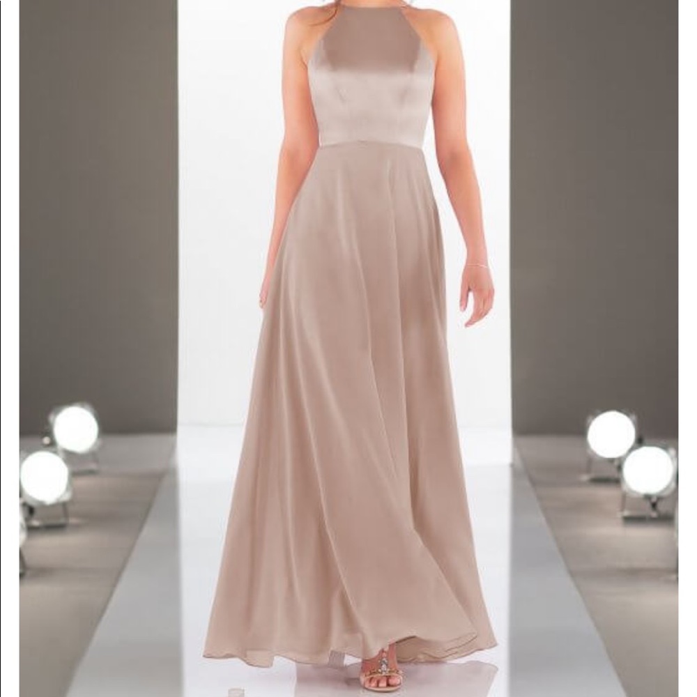 ✨Never worn bridesmaid dress.